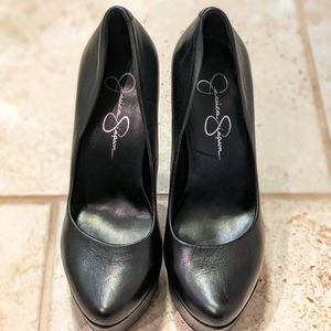 Jessica Simpson Waleo Platform Heels